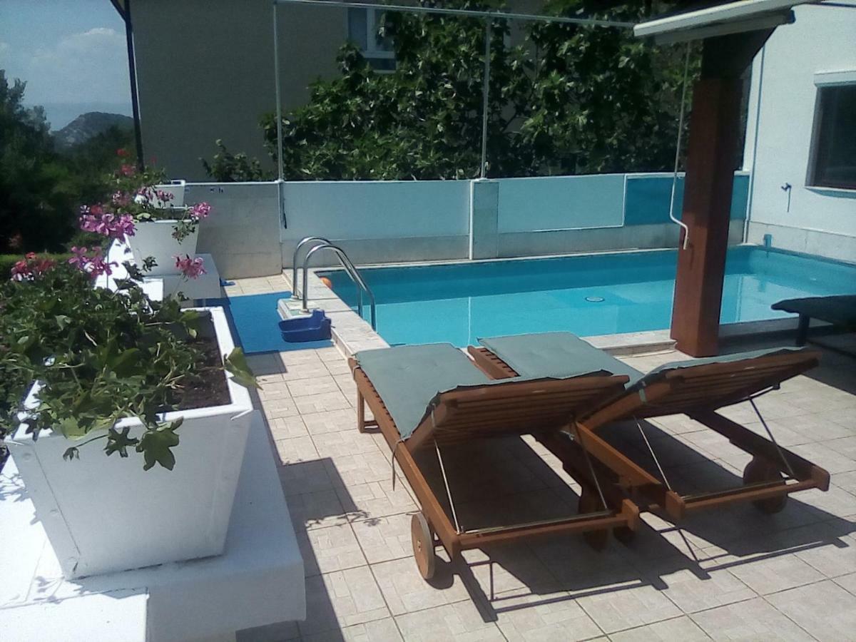 Appartement Vila Brig 108 - Private Swimming Pool And Jacuzzi à Rijeka Extérieur photo